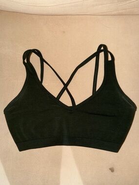 Alphalete Seamless Sports Bra
